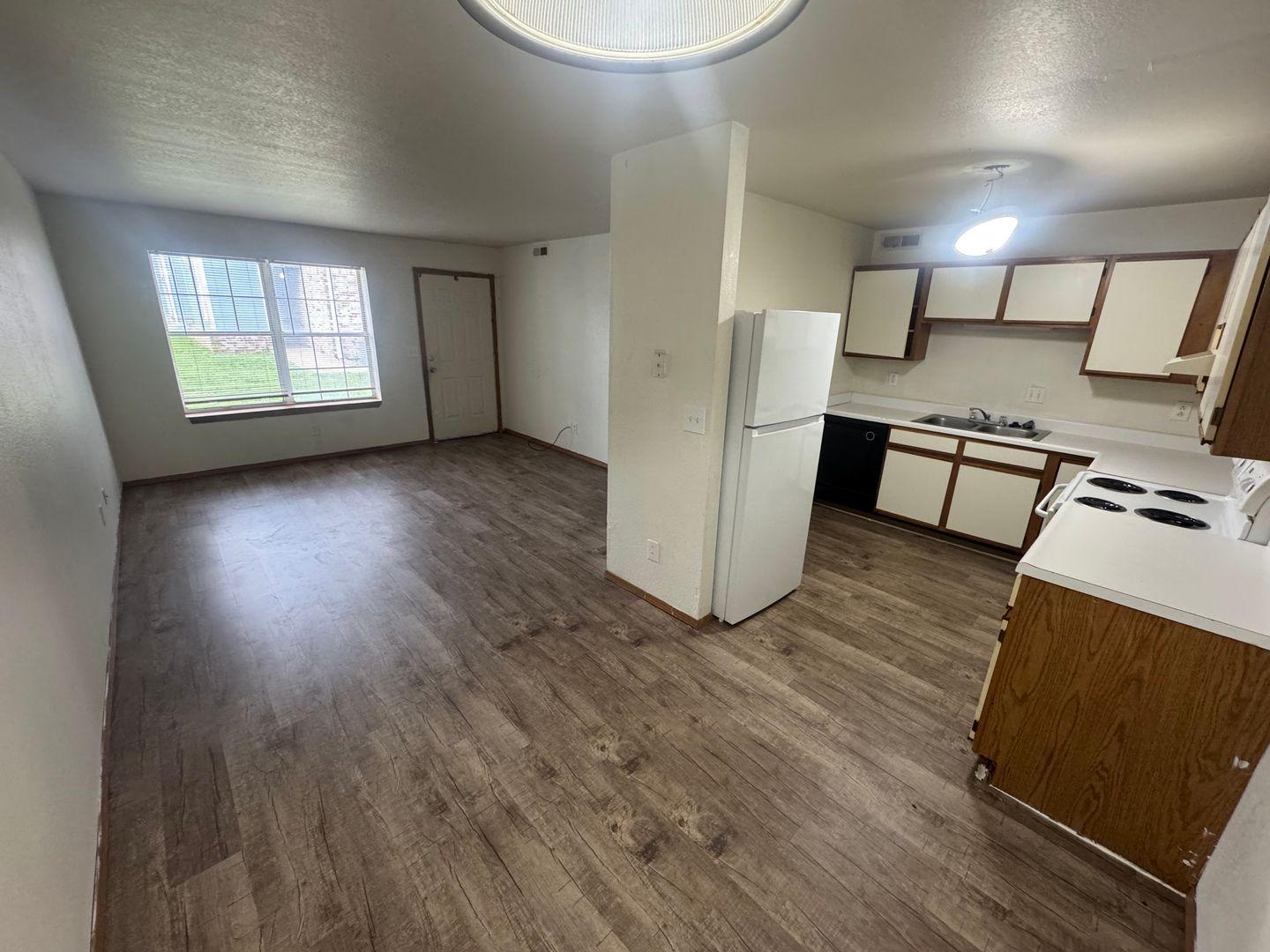 Joplin Apartment: 2640 E 34th St