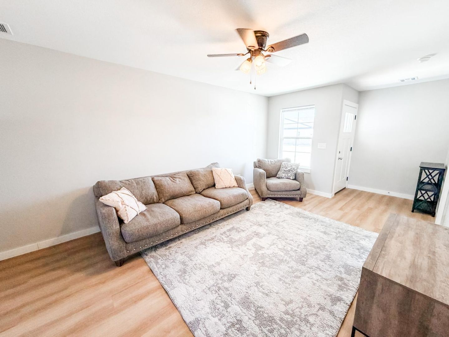 Carthage Apartment: 2901-2906 Sandstone Road