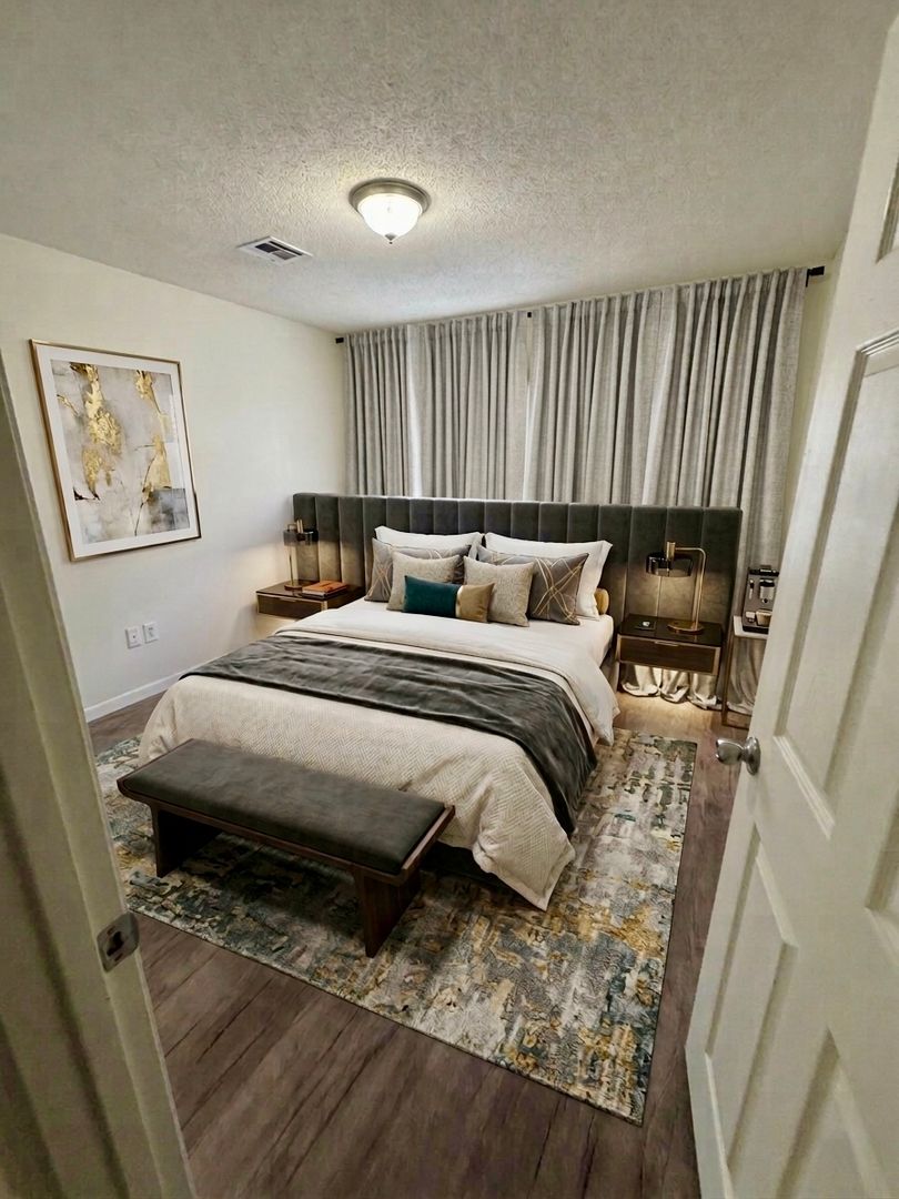 Pittsburg Apartment: 310 S Free King Hwy