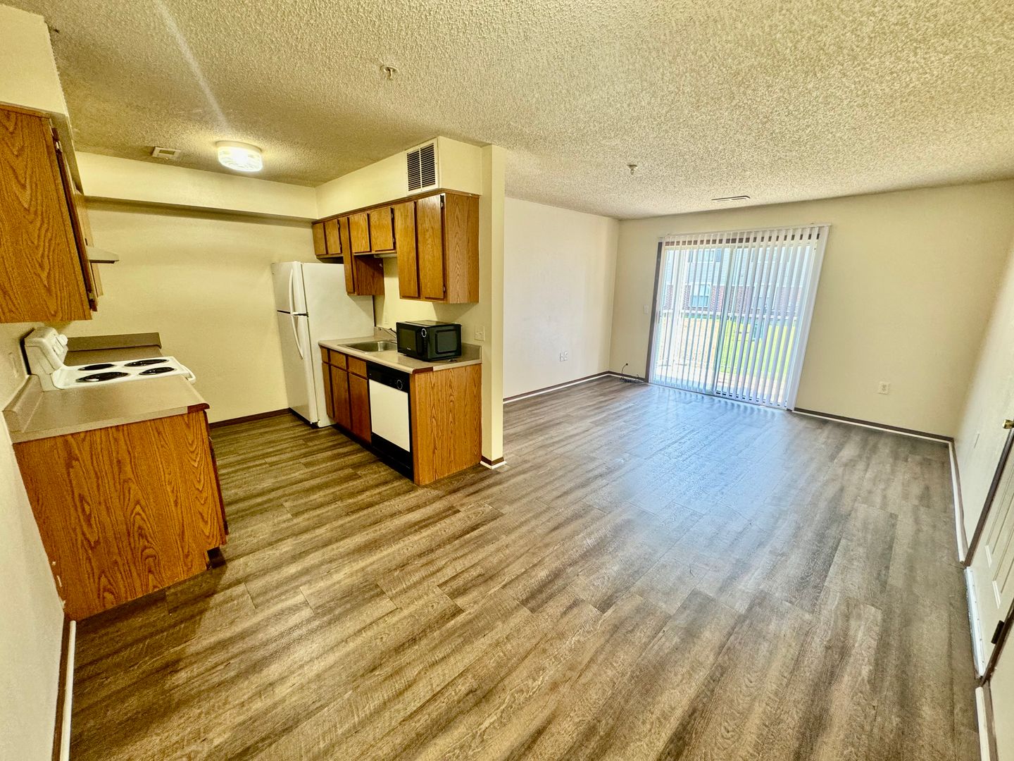 Joplin Apartment: 3502 Newman Rd