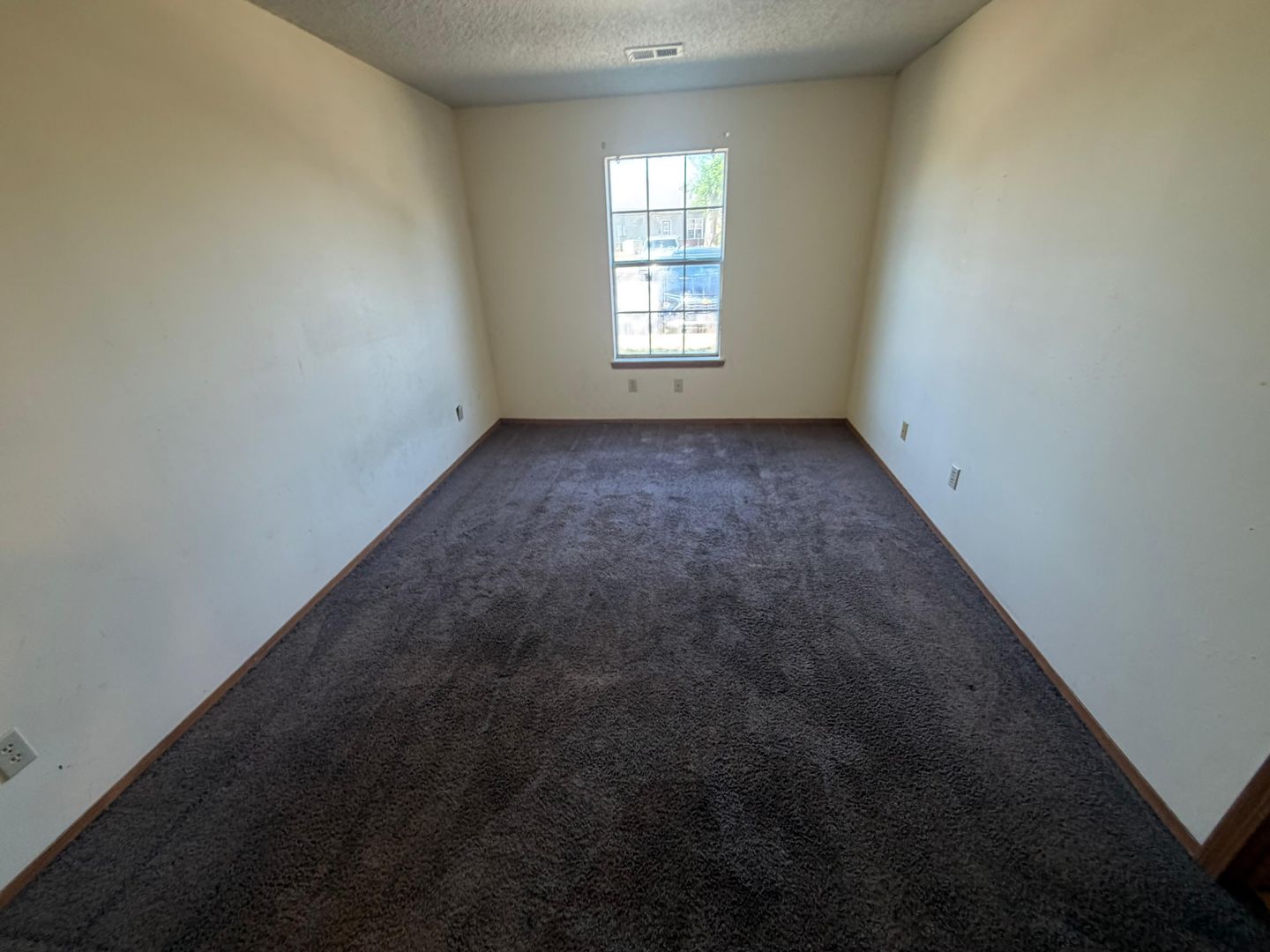 Carthage Apartment: 410 Fir Rd