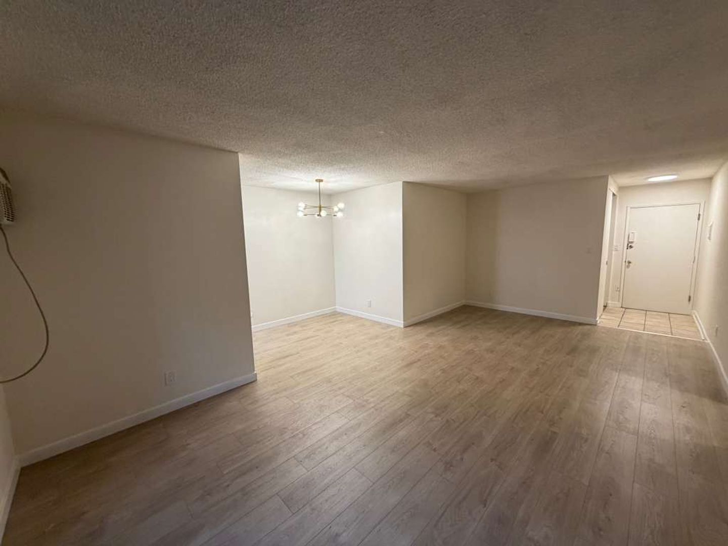 Los Angeles Apartment: 848 S. Holt Street