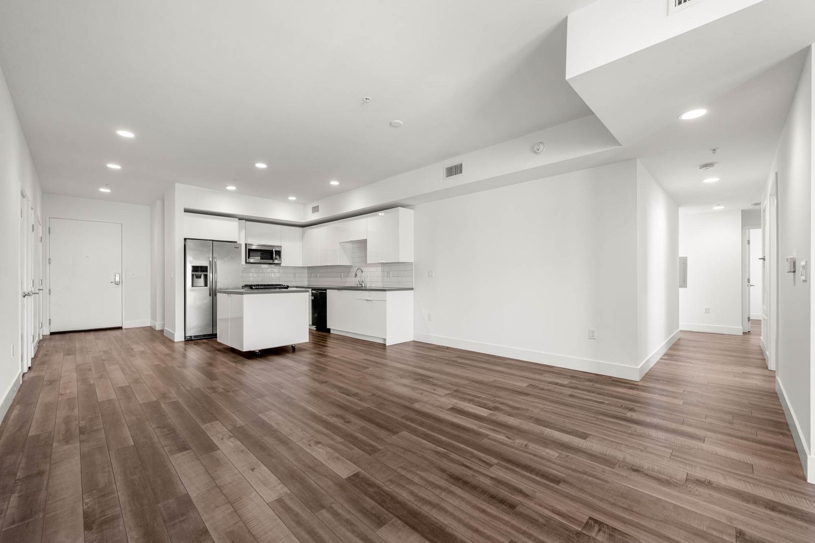 Los Angeles Apartment: 1215 S. Bedford Street