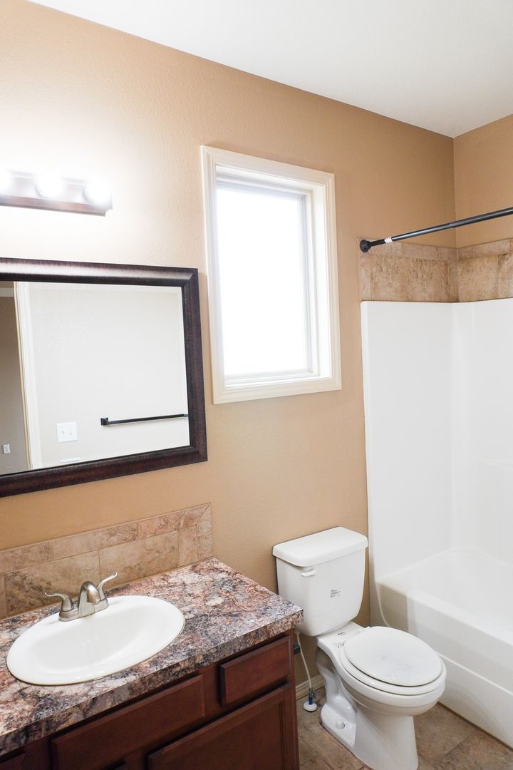3-Bed Duplex w Garage + Fenced Patio 9 of 12