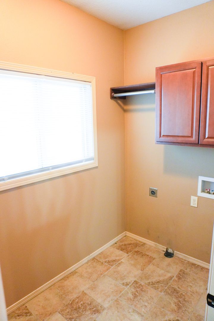 3-Bed Duplex w Garage, Yard, Balcony 7 of 12