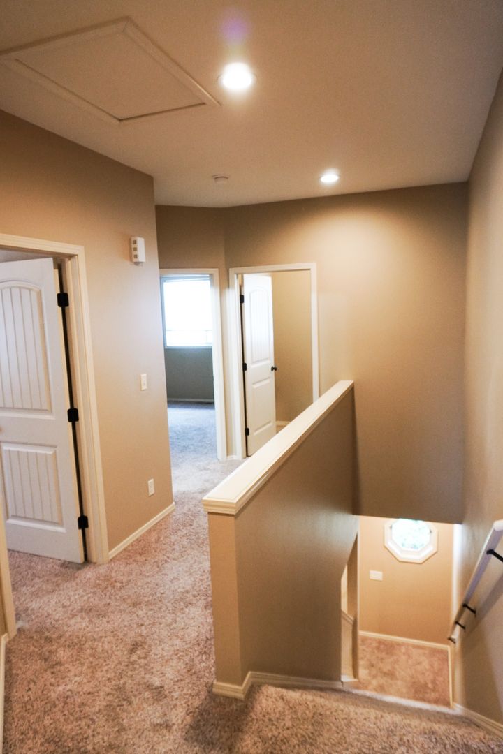 3-Bed Duplex w Garage, Yard, Balcony 8 of 12