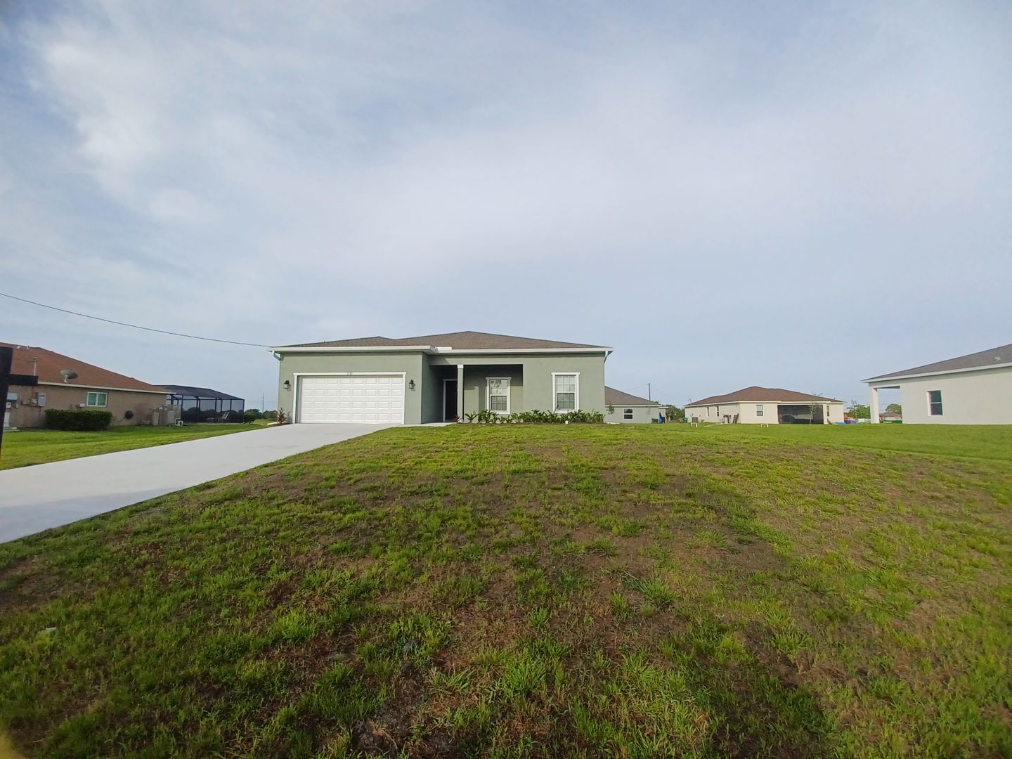 Cape Coral House: 1740 NW 9th Terrace