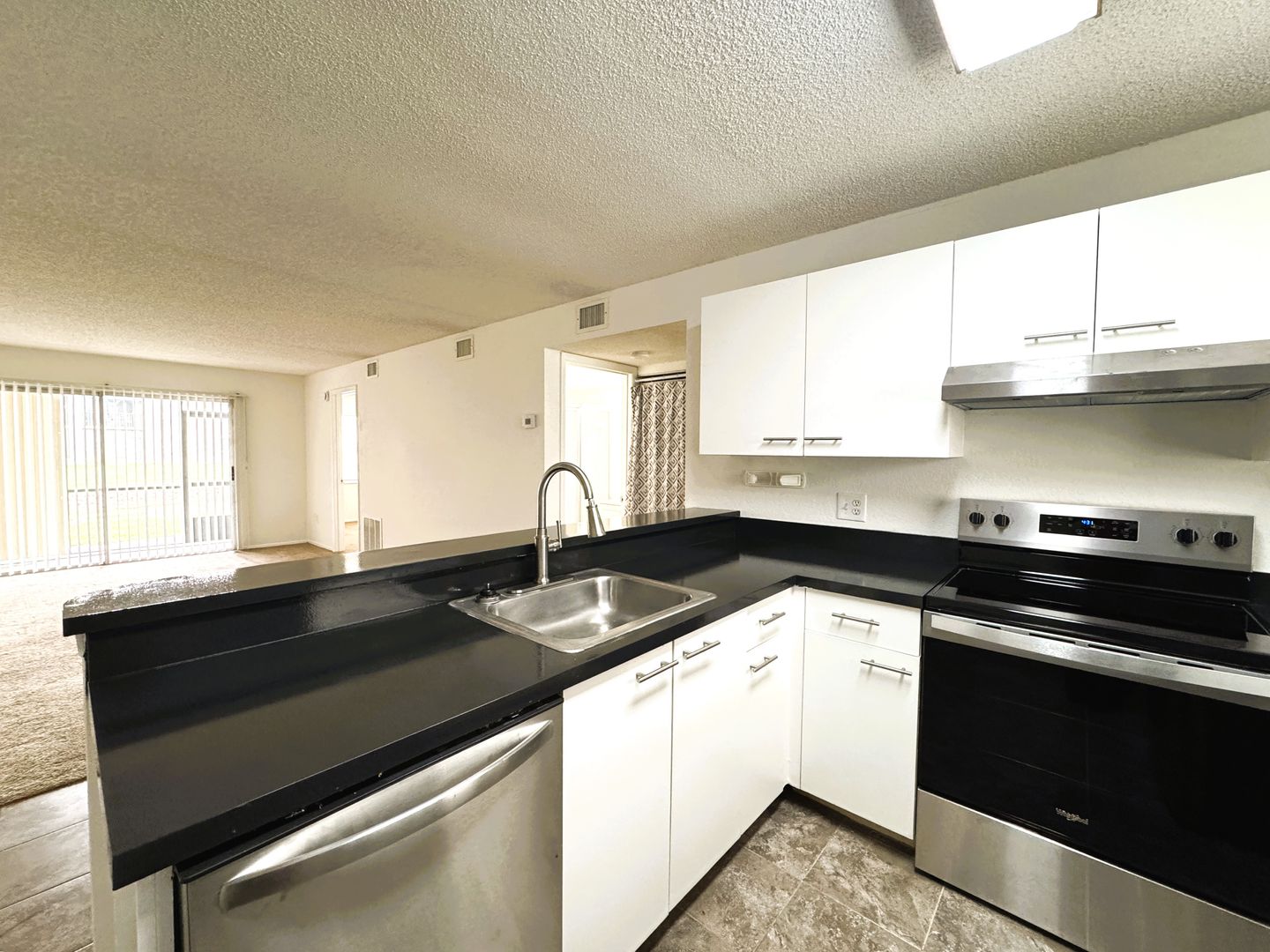 Punta Gorda Apartment: 25100 Sandhill Blvd Bldg M Unit 104