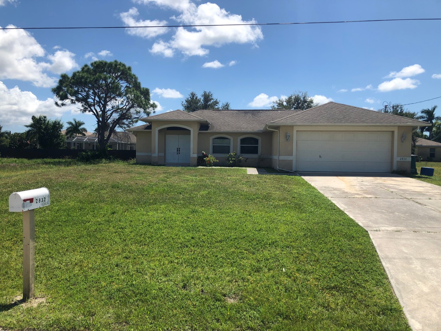 Cape Coral House: 2832 NW 4th Terrace