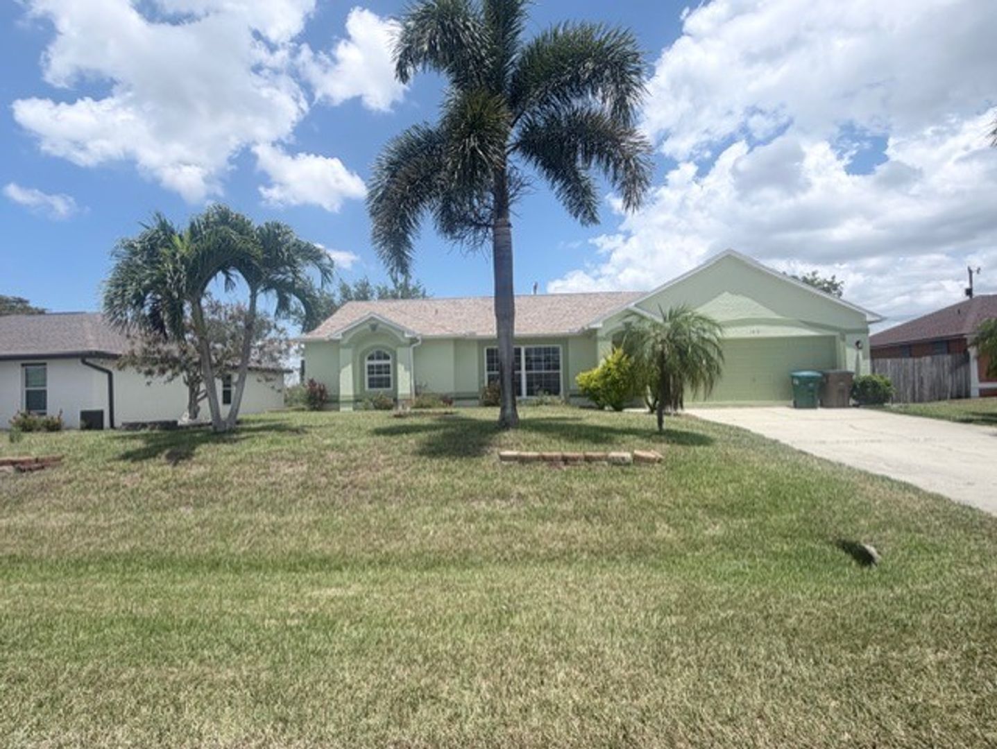 Cape Coral House: 1415 SW 29th Terr