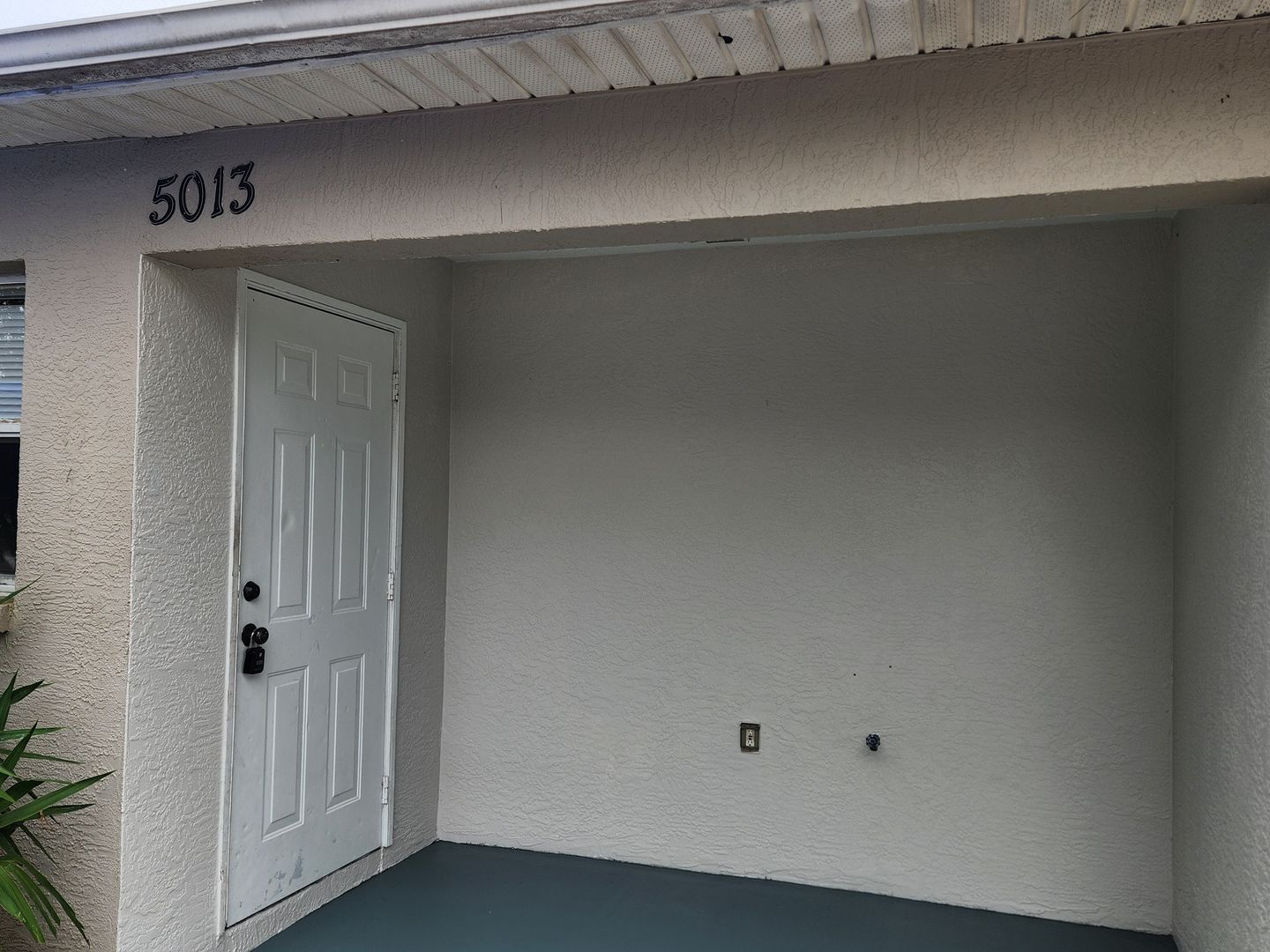 Lehigh Acres Apartment: 5013-5015 Locke Ln
