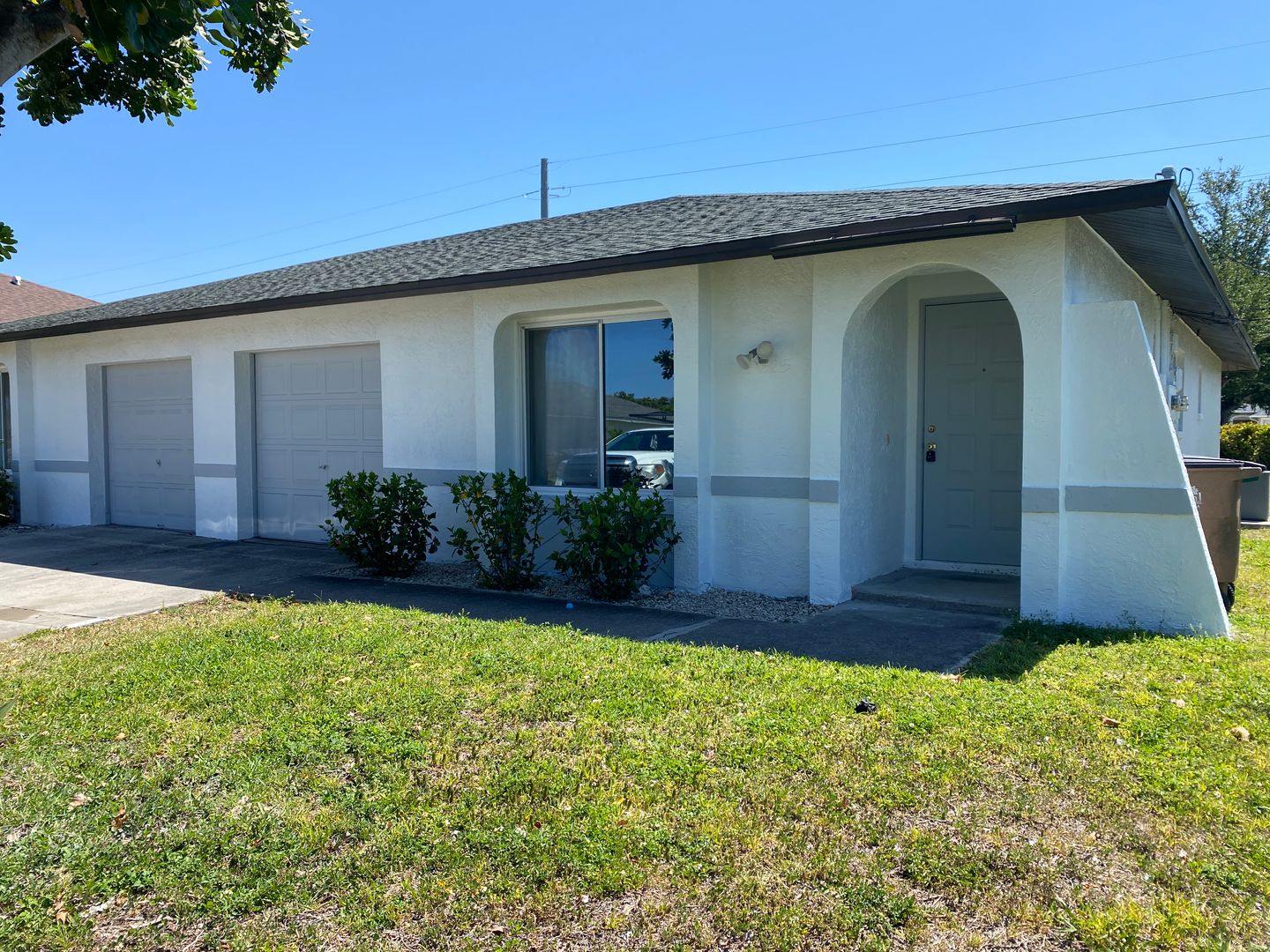 Cape Coral Apartment: 3223-3225 SW Santa Barbara Pl