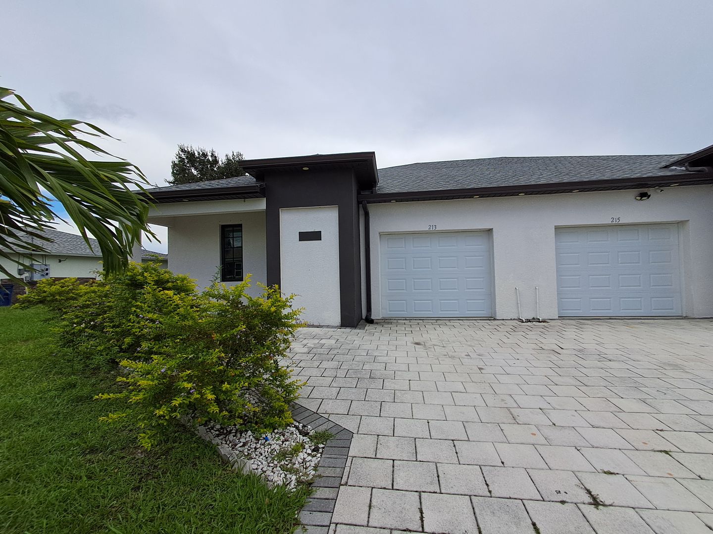 Lehigh Acres House: 213 Hightower Ave S