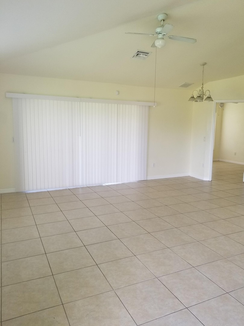 Lehigh Acres Apartment: 4616-4618 24th St Sw