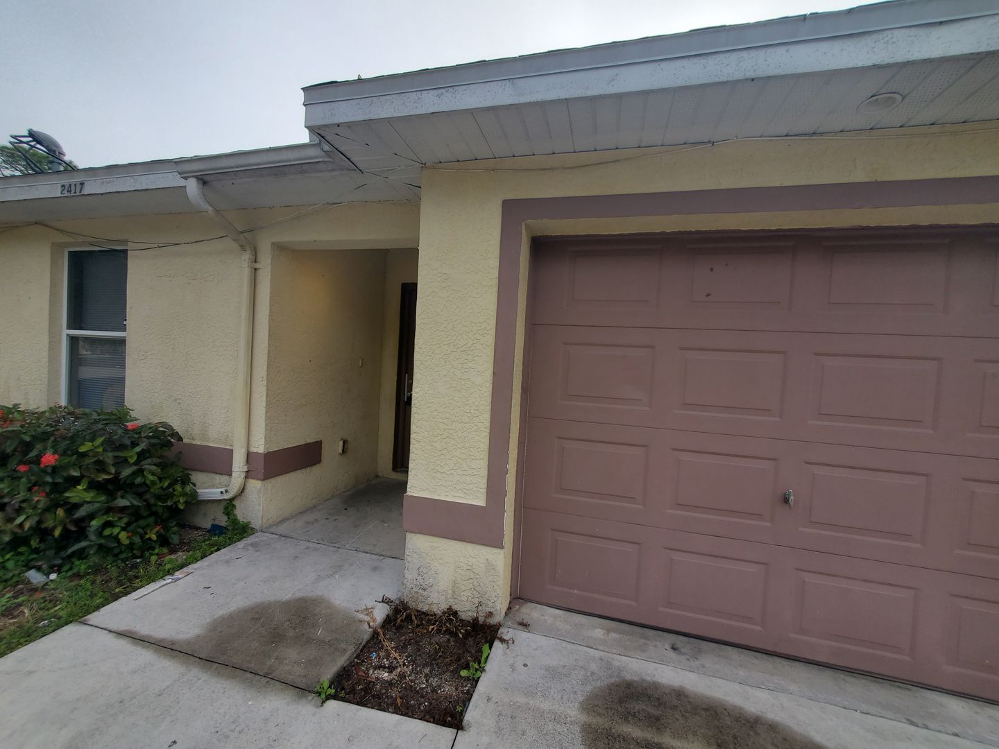 Lehigh Acres House: 2417 George Ave S