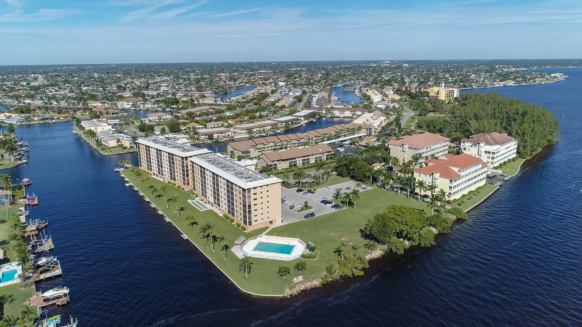 Cape Coral House: 4260 SE 20th Pl