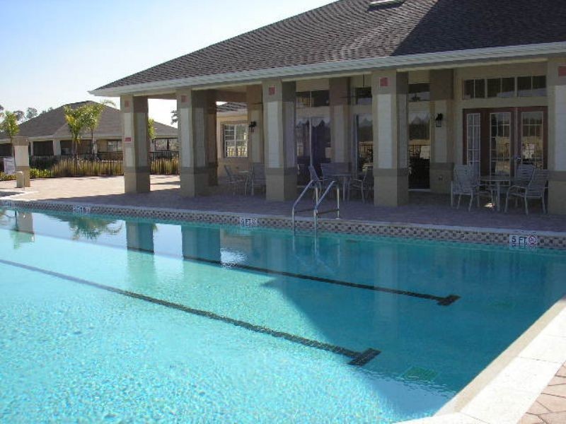 Fort Myers House: 4255 Liron Avenue