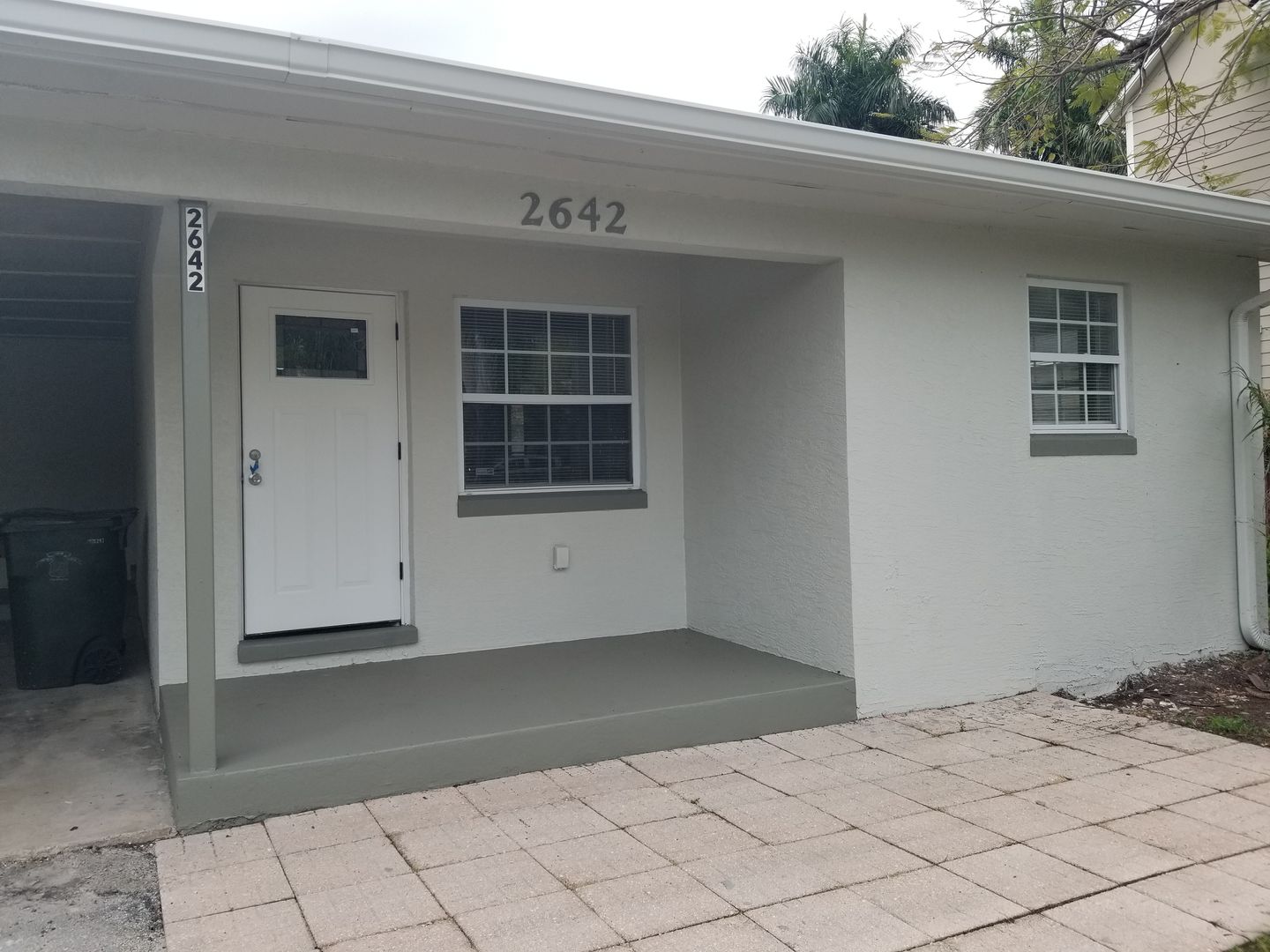 Ft Myers Apartment: 2642-2648 Michigan Ave
