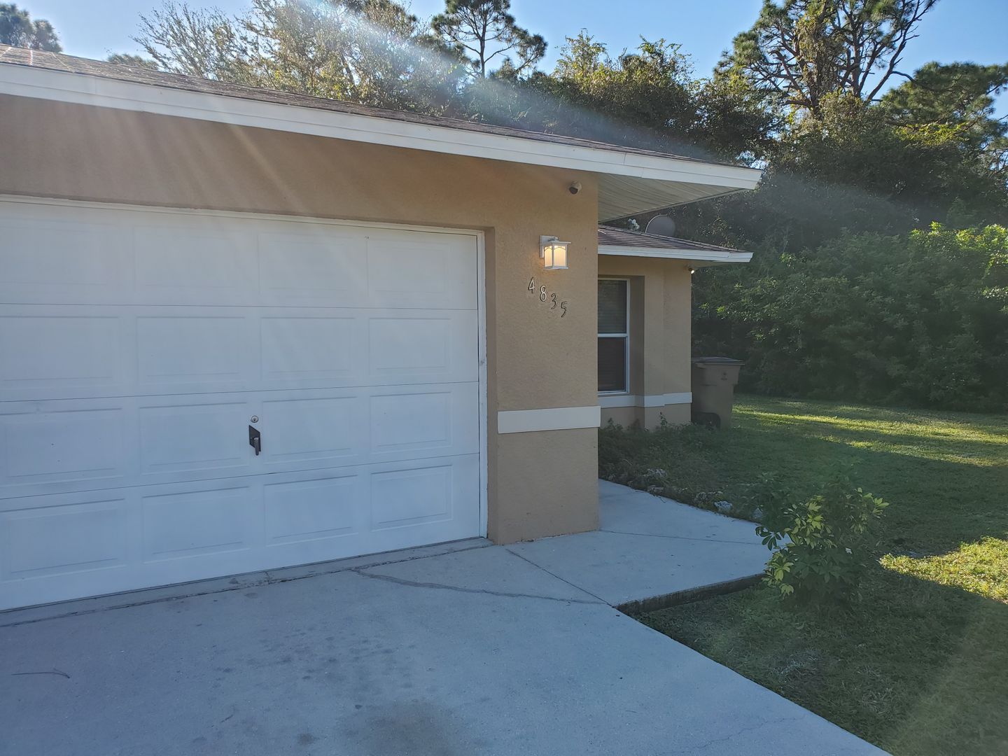 Lehigh Acres Apartment: 4833-4835 30th St SW