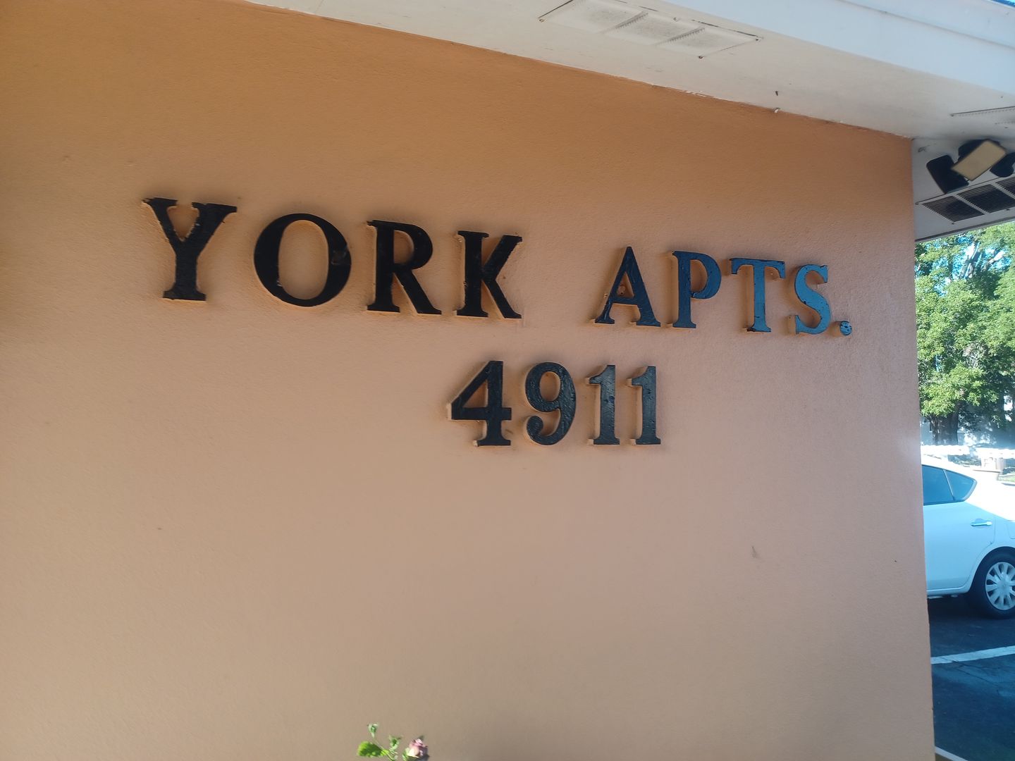 Cape Coral Apartment: 4911 York St