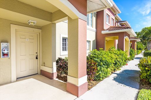 Coming Mid July 2/2.5 Townhome - Villages of Stoney Brook – photo 1