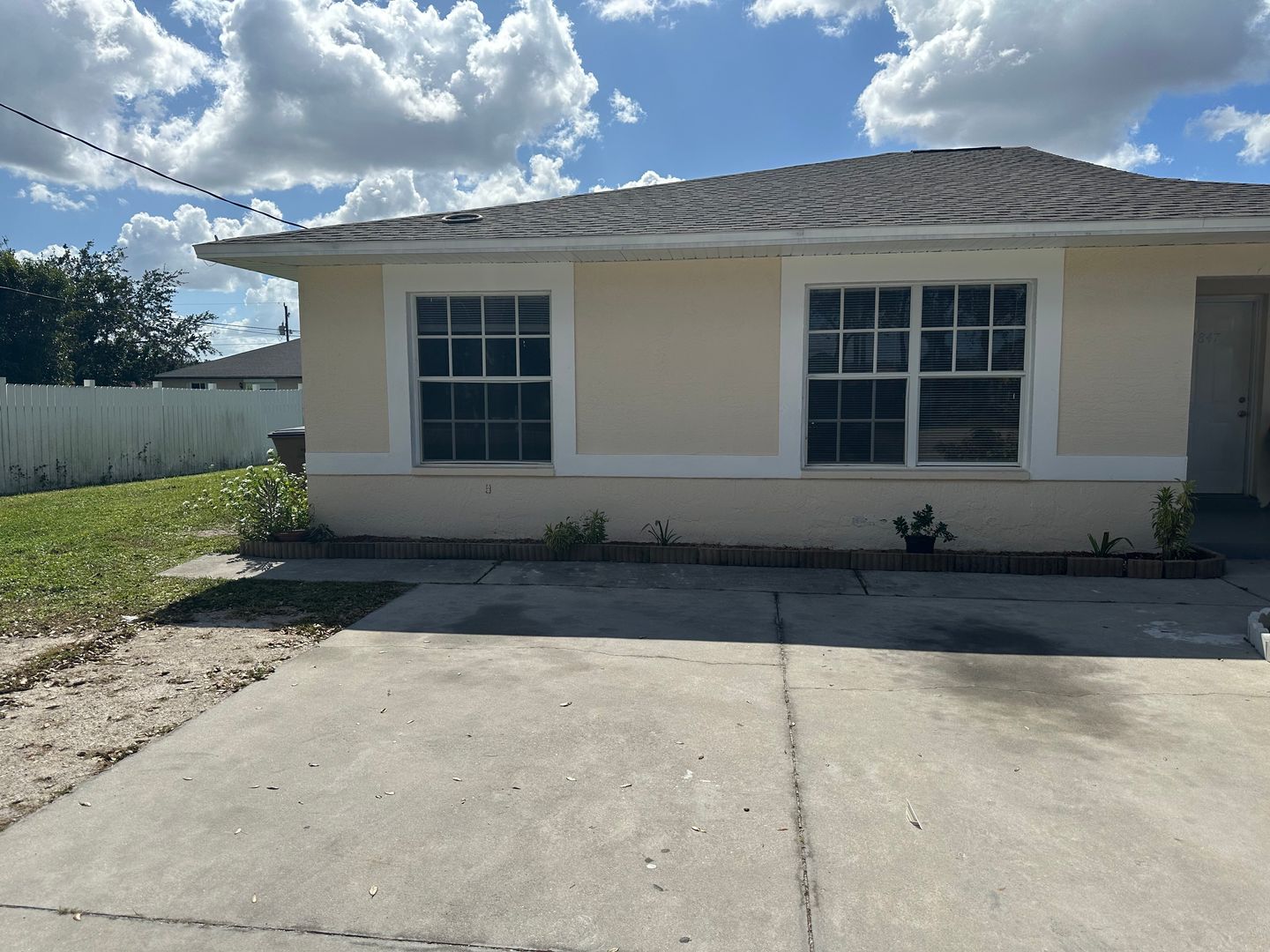 Lehigh Acres Apartment: 4845-4847 Leonard Blvd S