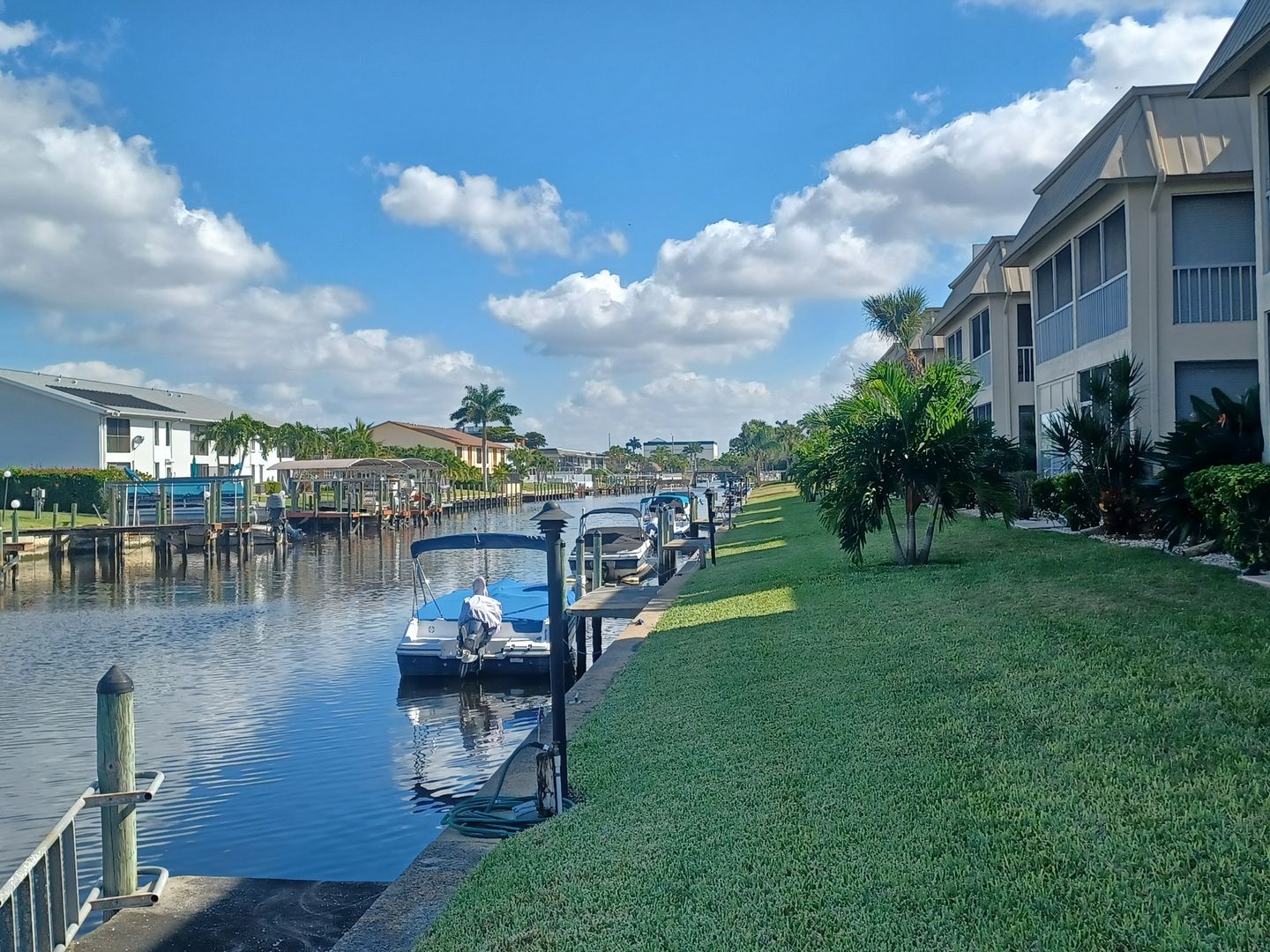 Cape Coral Apartment: 909 SE 46th Ln