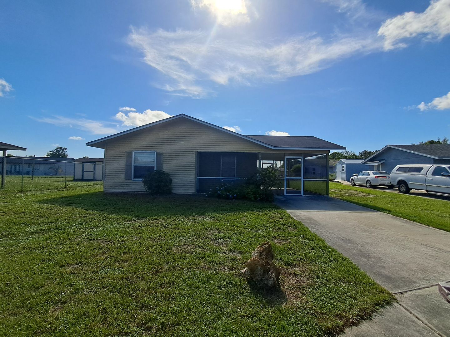 Fort Myers House: 1837 S Markley Ct