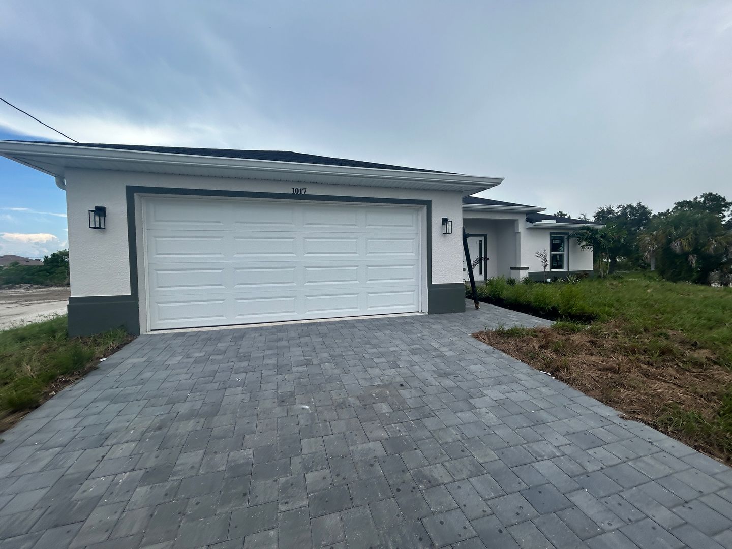 Cape Coral House: 1017 NE 44 St