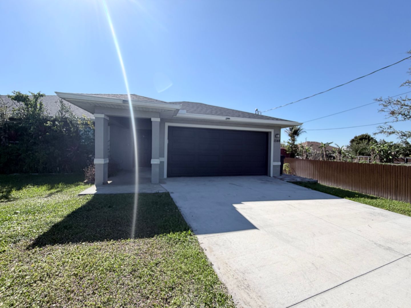 Lehigh Acres House: 1544 Gretchen Ave S