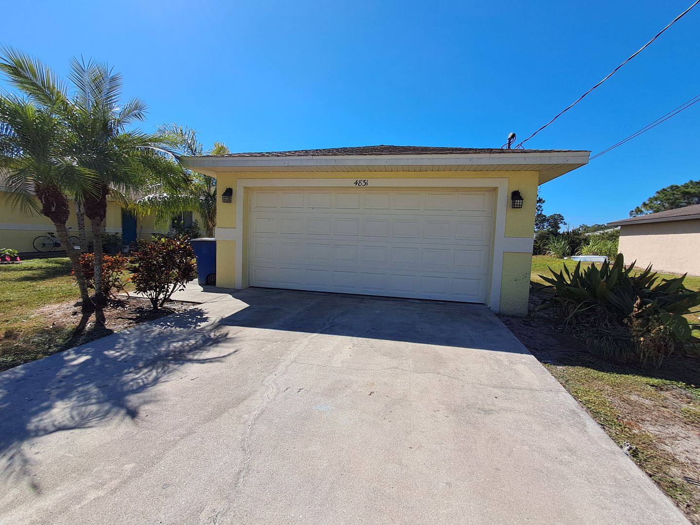 Lehigh Acres Apartment: 4829-4831 28th St SW
