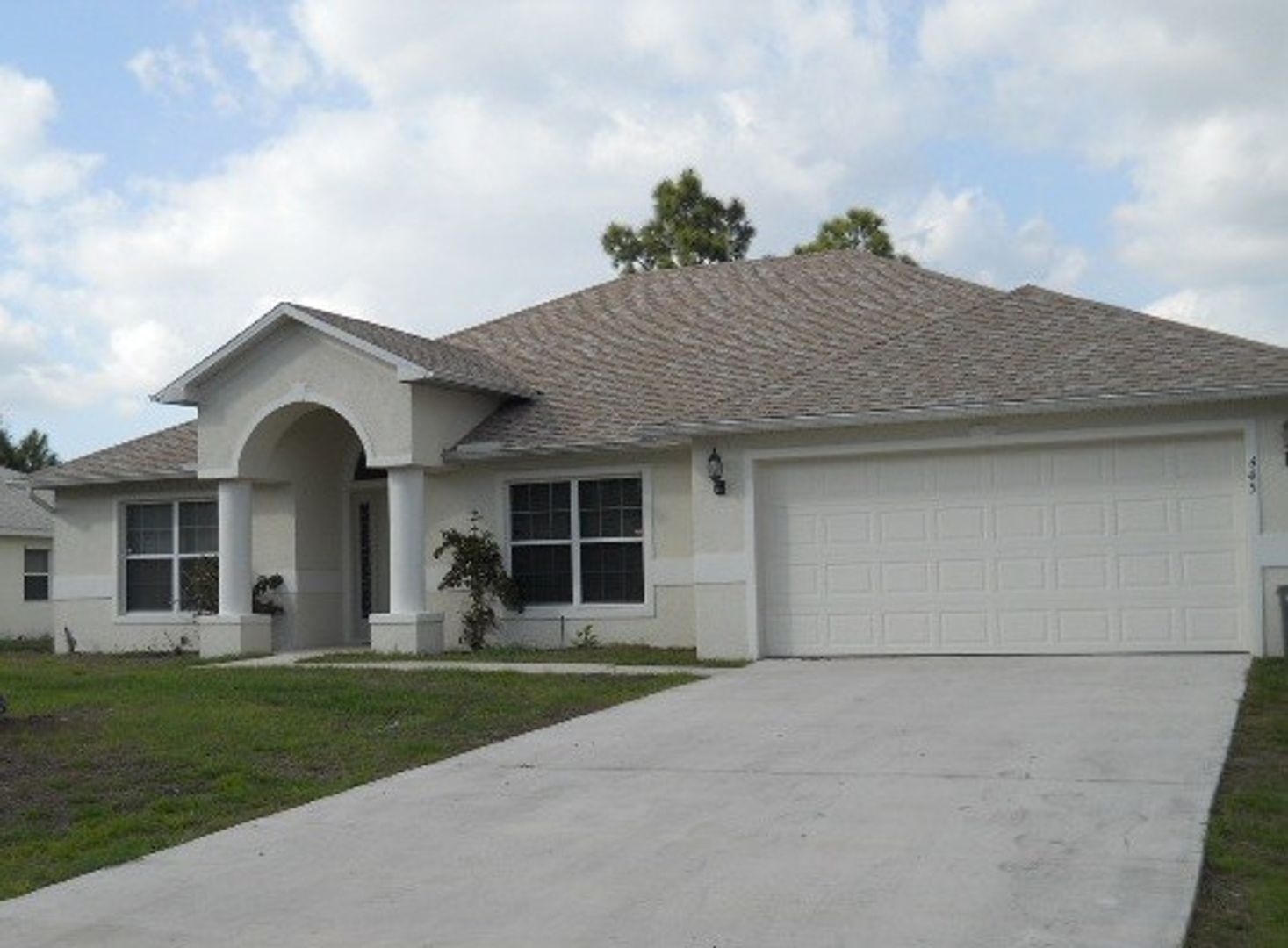 Lehigh Acres House: 445 Reading Street