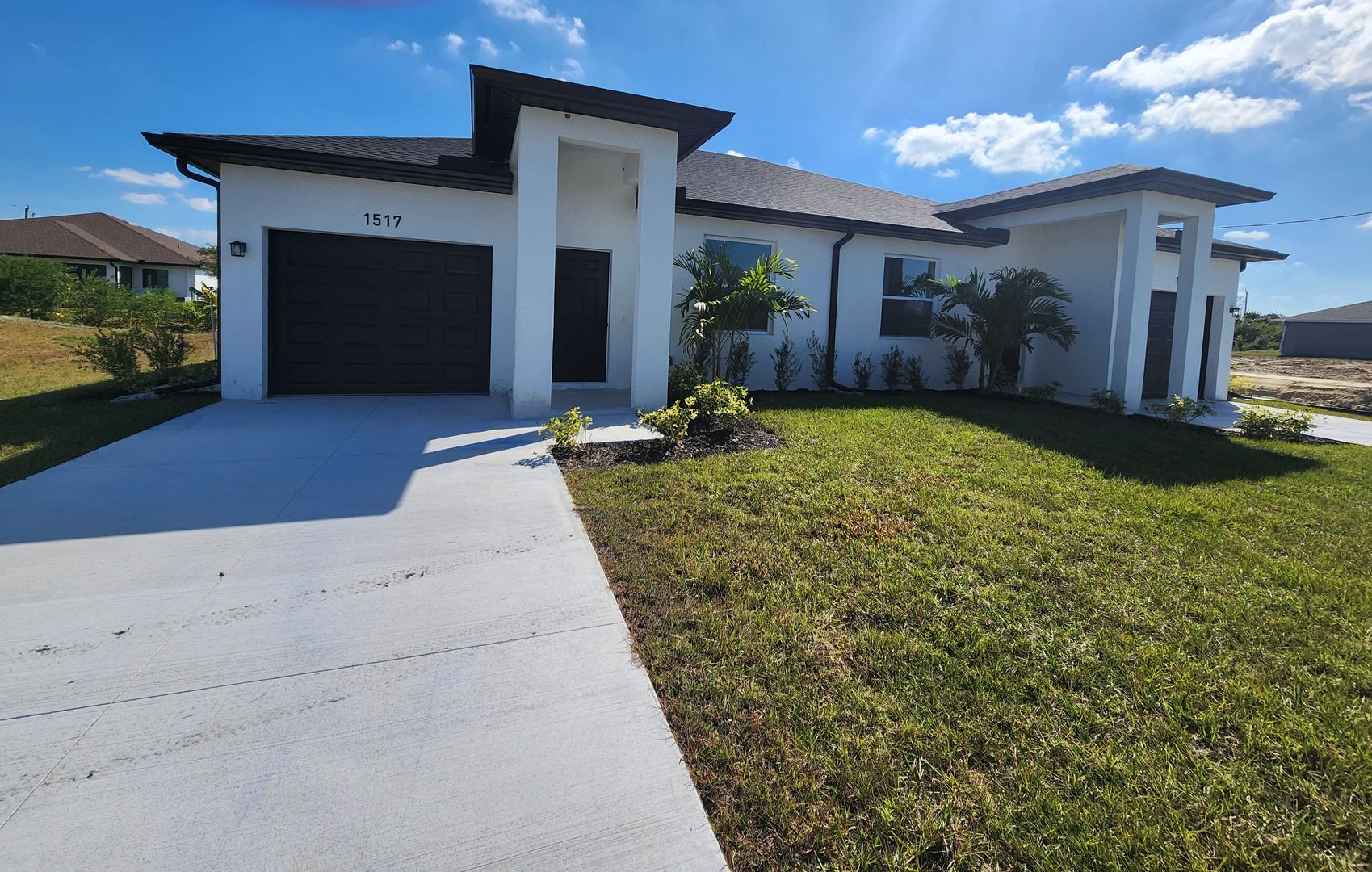 Lehigh Acres Apartment: 1517 - 1519 Haviland Ave S