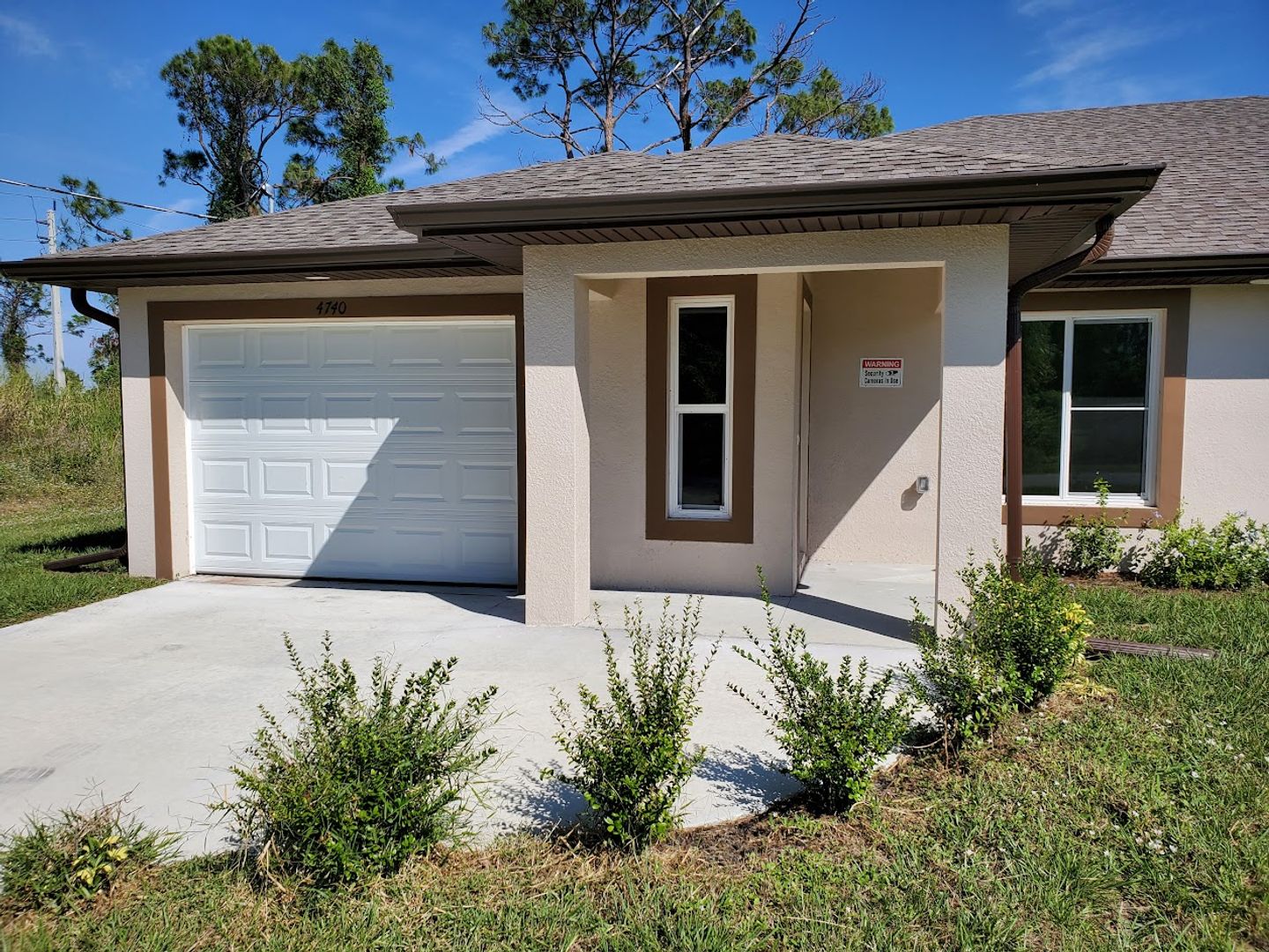 Lehigh Acres Apartment: 4740 13TH ST SW - 4740