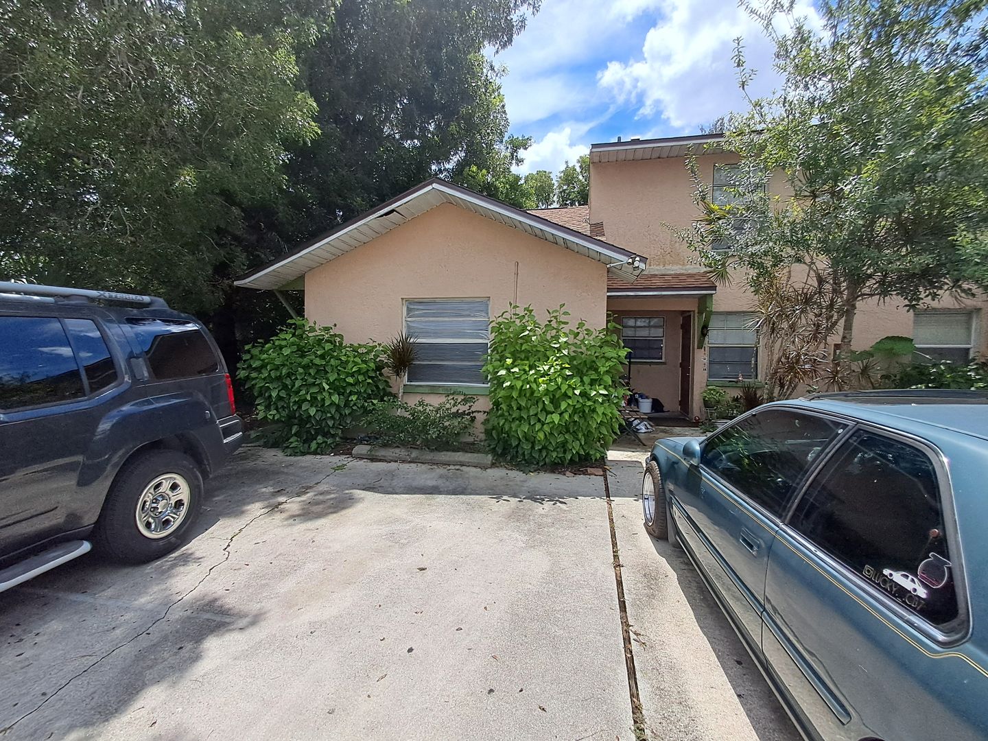 Fort Myers Apartment: 3862 Madison Ave