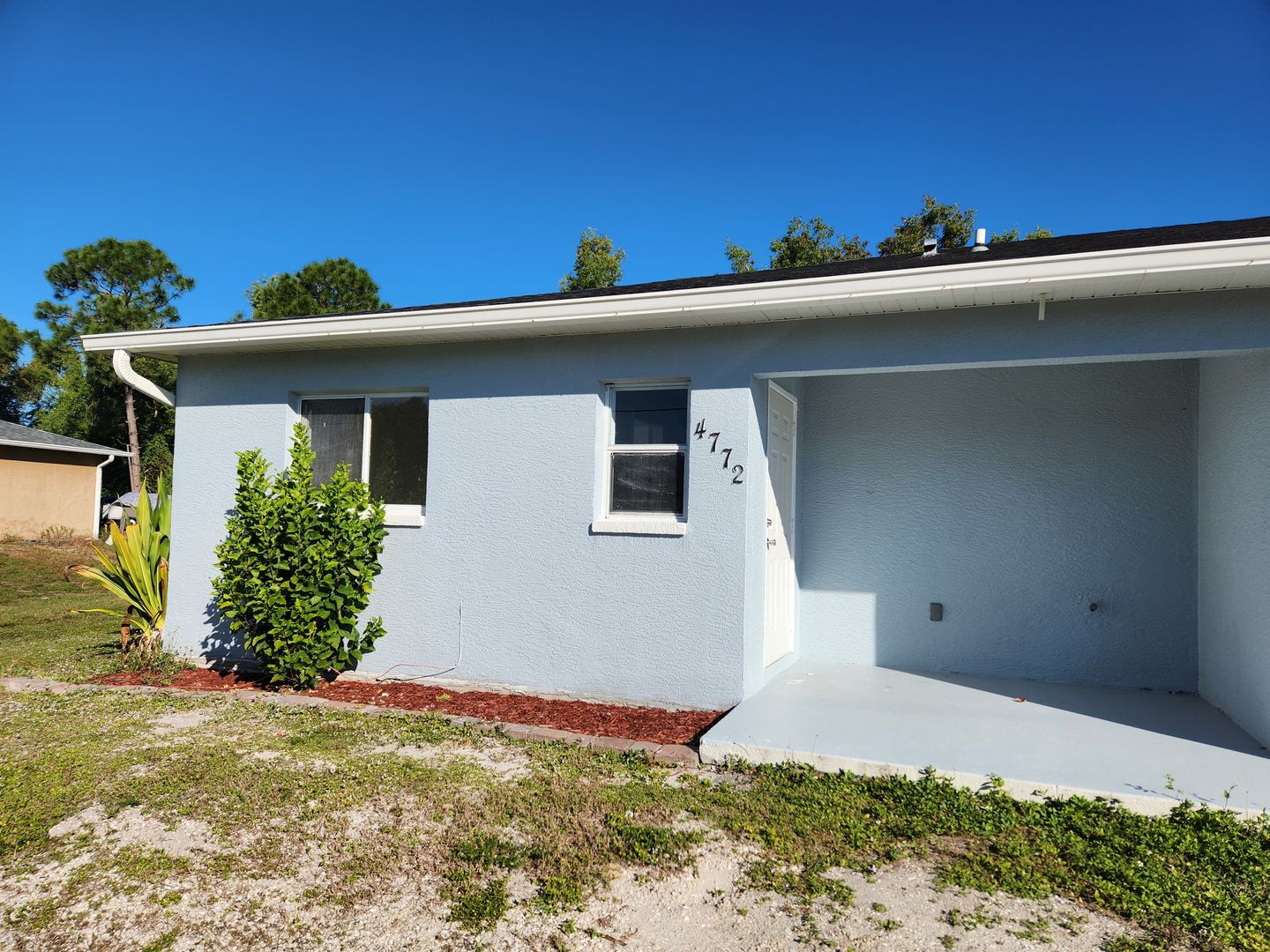 Lehigh Acres Apartment: 4770-4772 Jordan Ave S