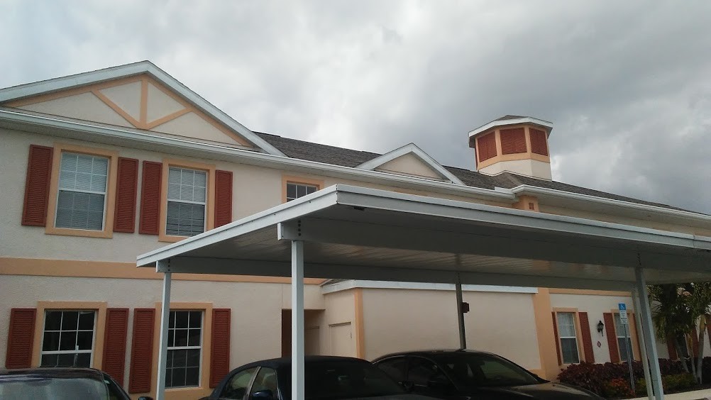 Fort Myers House: 4255 Liron Avenue #102