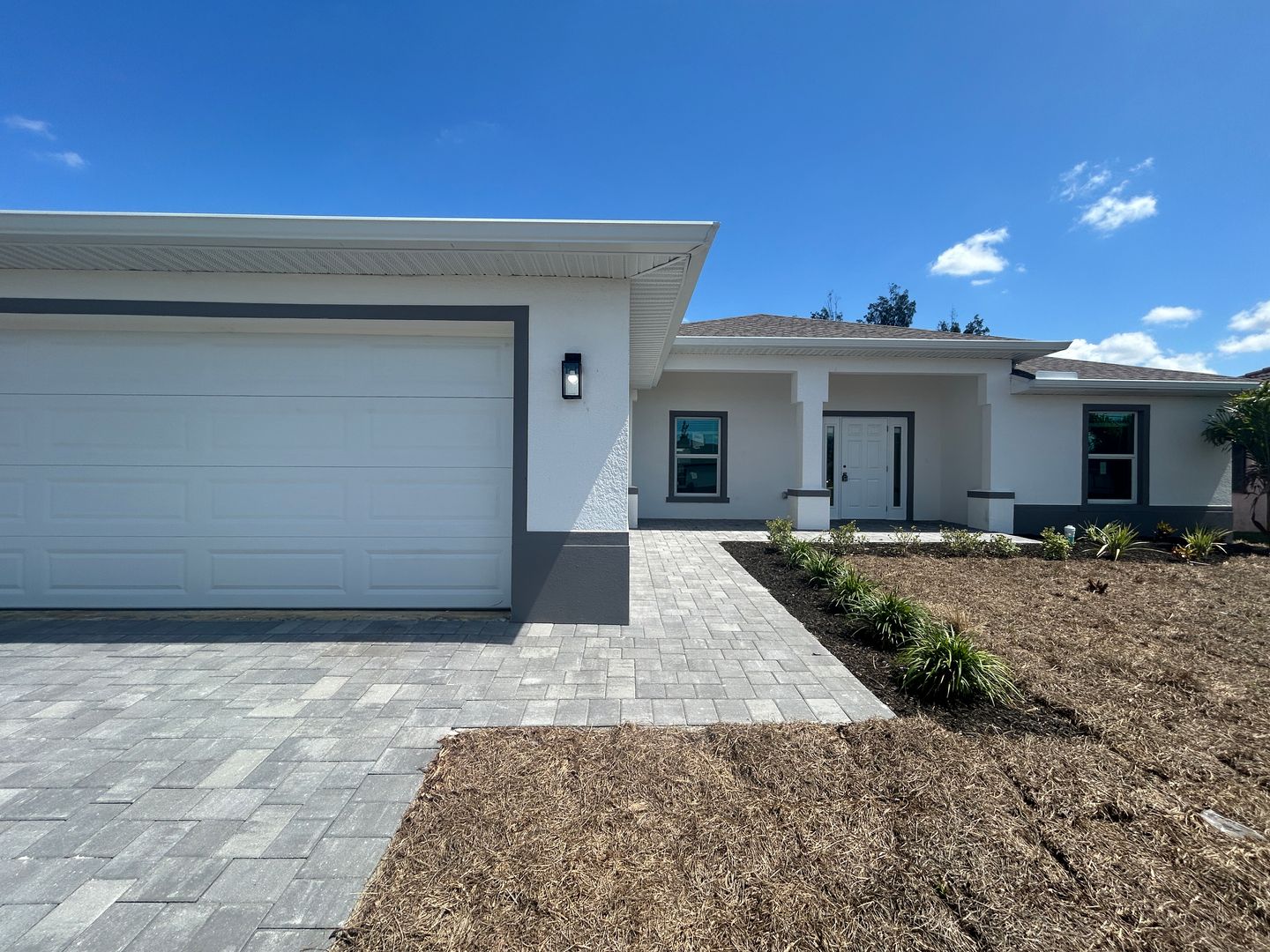 Cape Coral House: 409 NE 19 Ter