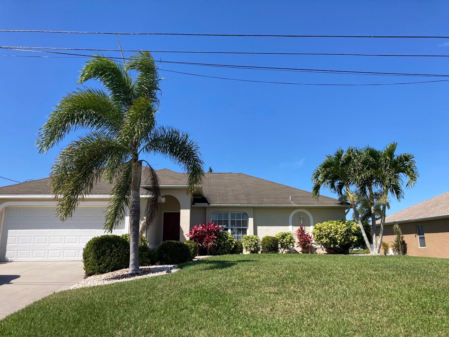 Cape Coral House: 818 SW 8th Place