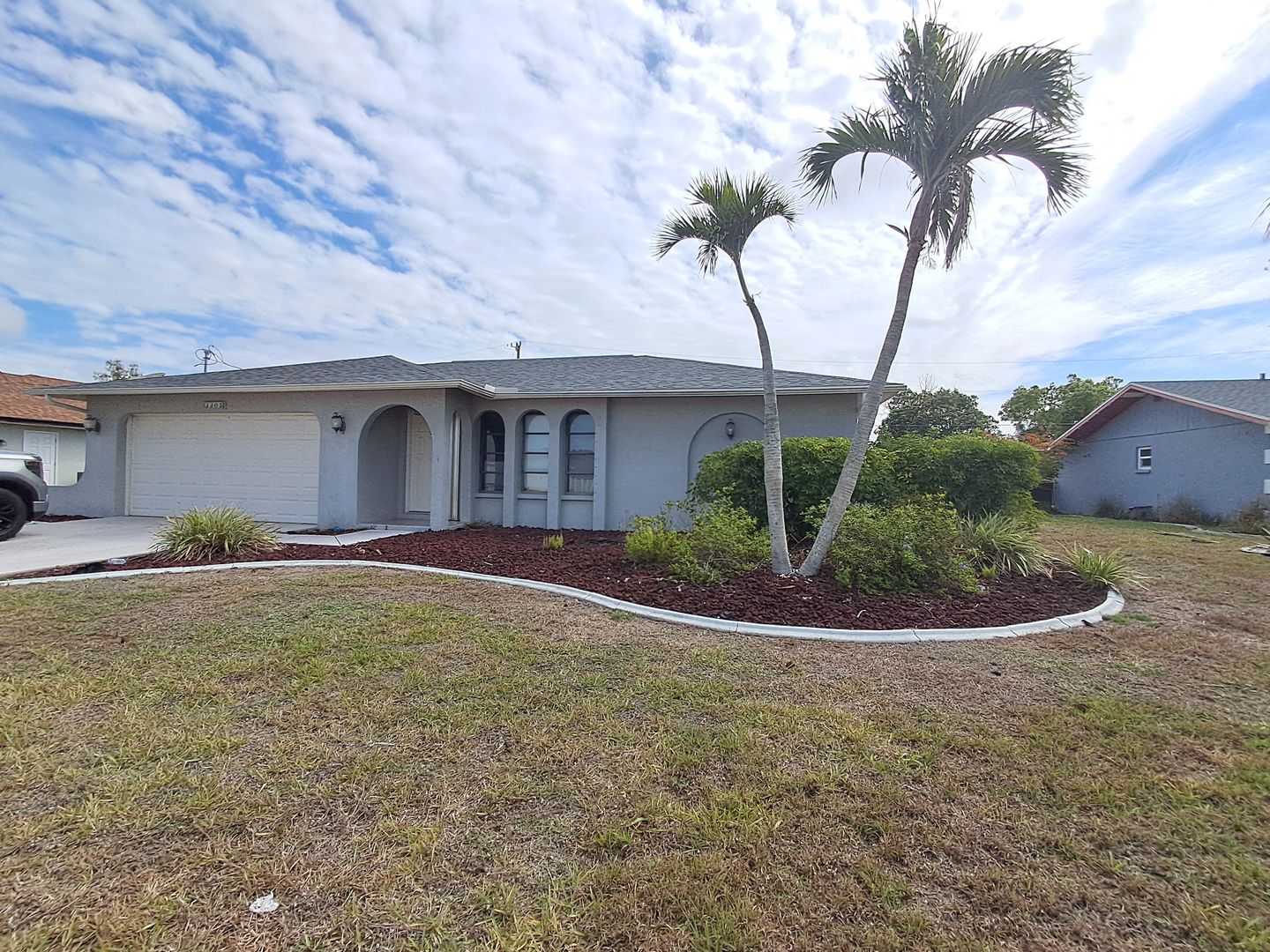 Cape Coral House: 3305 SW 7th PL