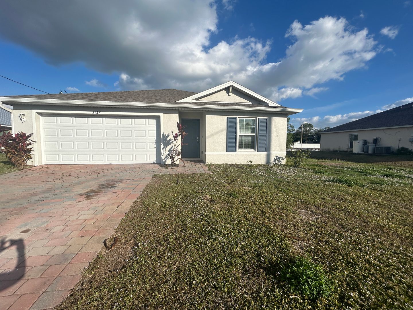 Cape Coral House: 3927 NE 23 Place