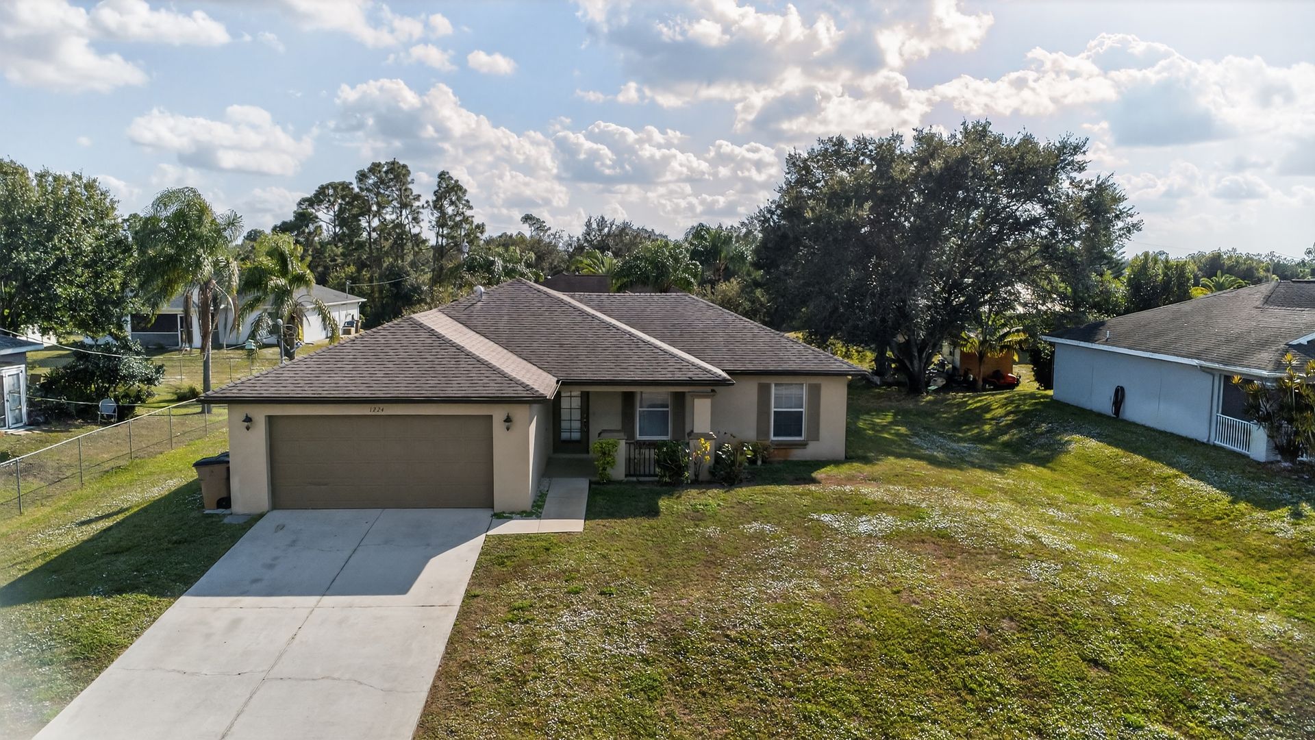 Lehigh Acres House: 1224 Bayou St E