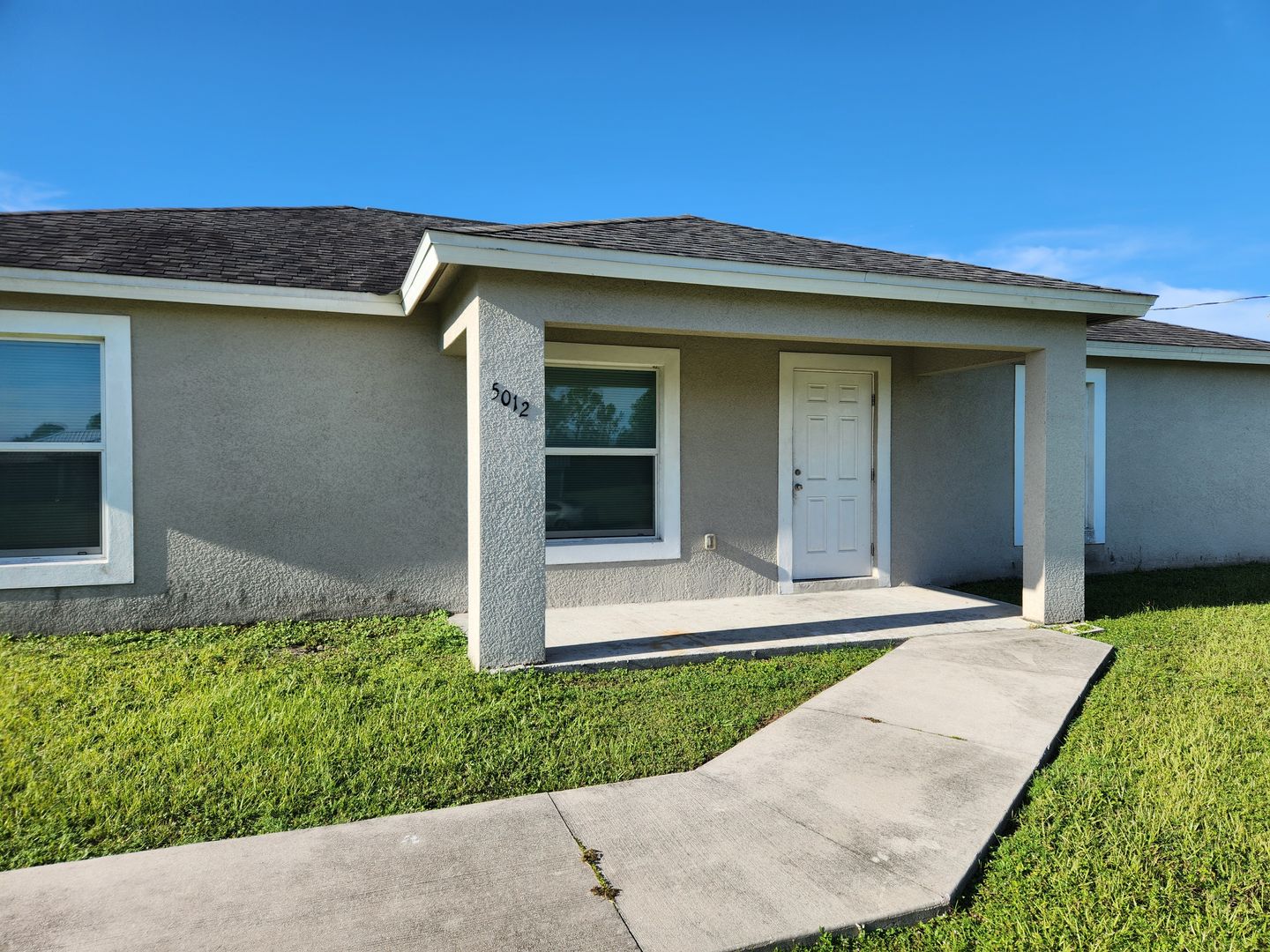 Labelle House: 5012 Dolphin Ct