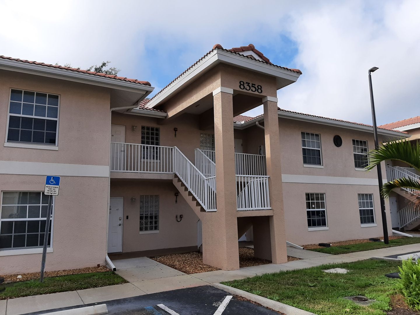 Fort Myers House: 8358 Bernwood Cove Loop #707