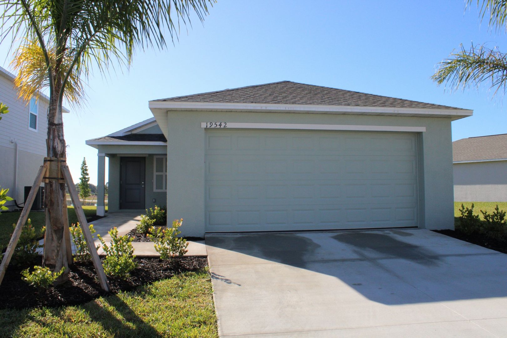 Lehigh Acres House: 19542 Fairhill Ct