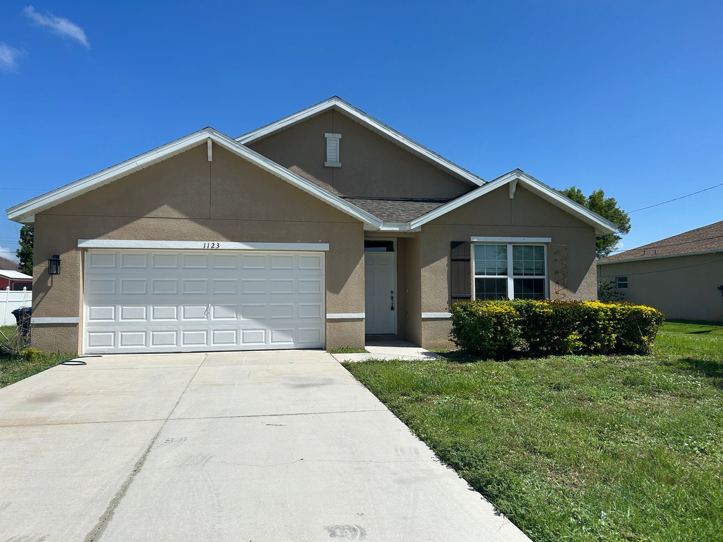 Cape Coral House: 1123 SW 40th Ter