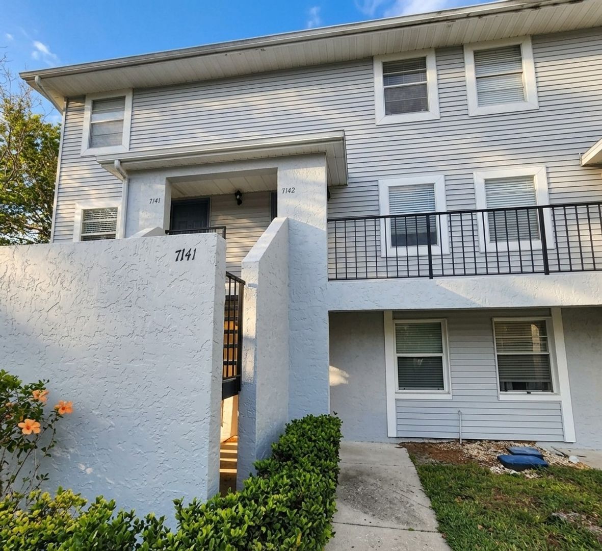 7141 E Bank Dr 1 of 12