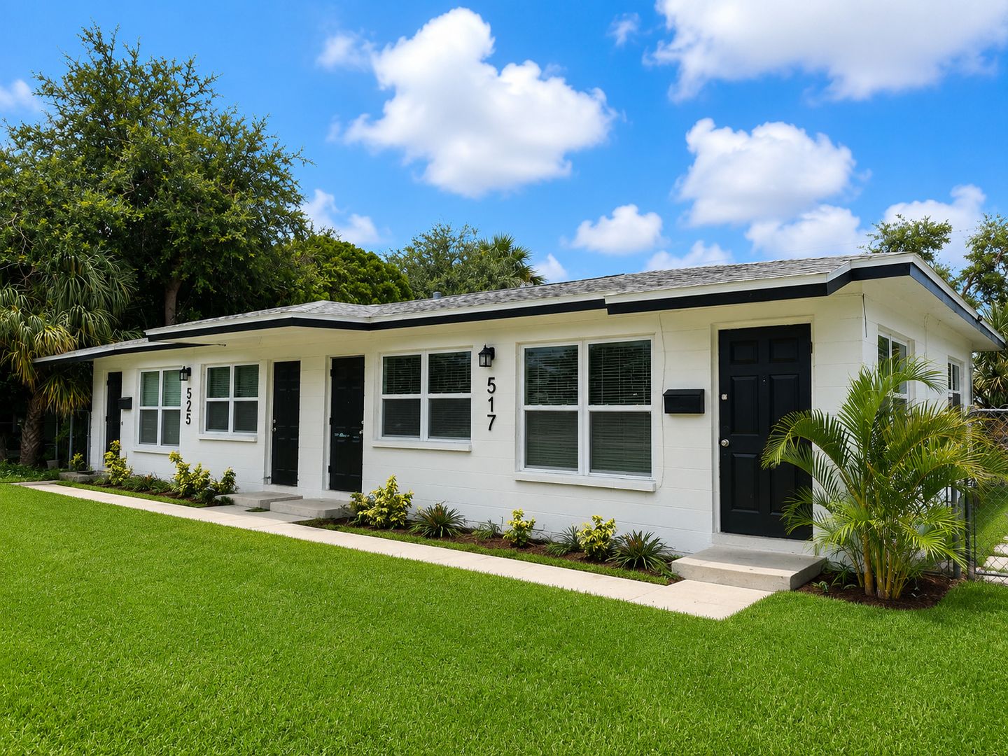 St Petersburg House: 517 73rd Ave N