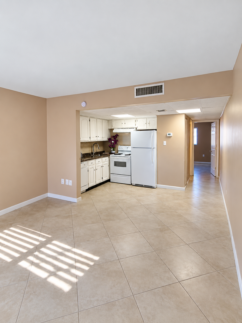 2500 Harn Blvd, # F26 4 of 12