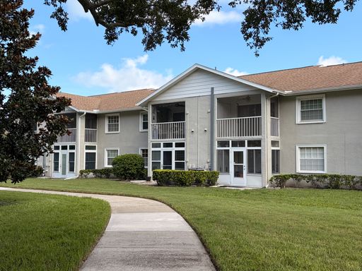 Charming 2 Bed / 2 Bath Dunedin Home – Water, Sewer & Trash Included! – photo 1